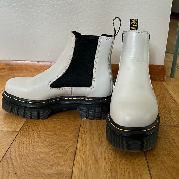 Doc Martin quad Chelsea boot38 - Picture 1 of 3